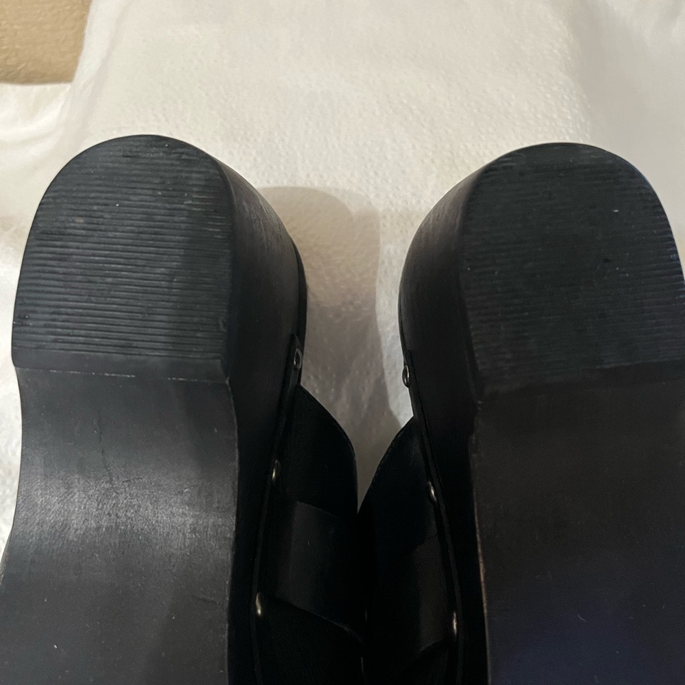 Harley Davidson Clogs - Picture 10 of 12